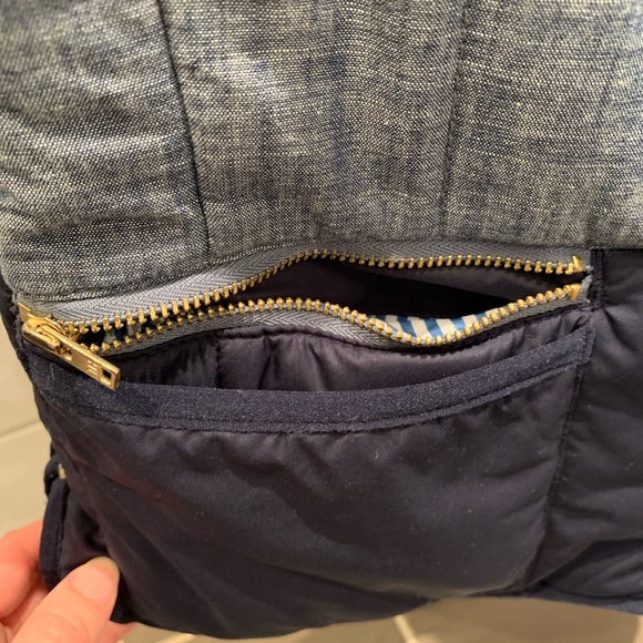 Tommy Hilfiger women’s puffer vest jacket - Picture 4 of 9